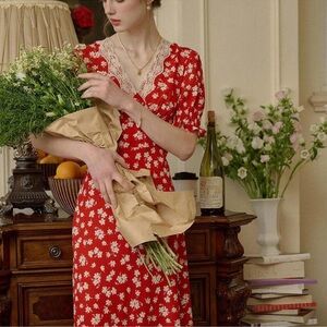 NWT Simple Retro Stormi  V-neck Lace Trimmed Midi Puff Floral Print S Dress